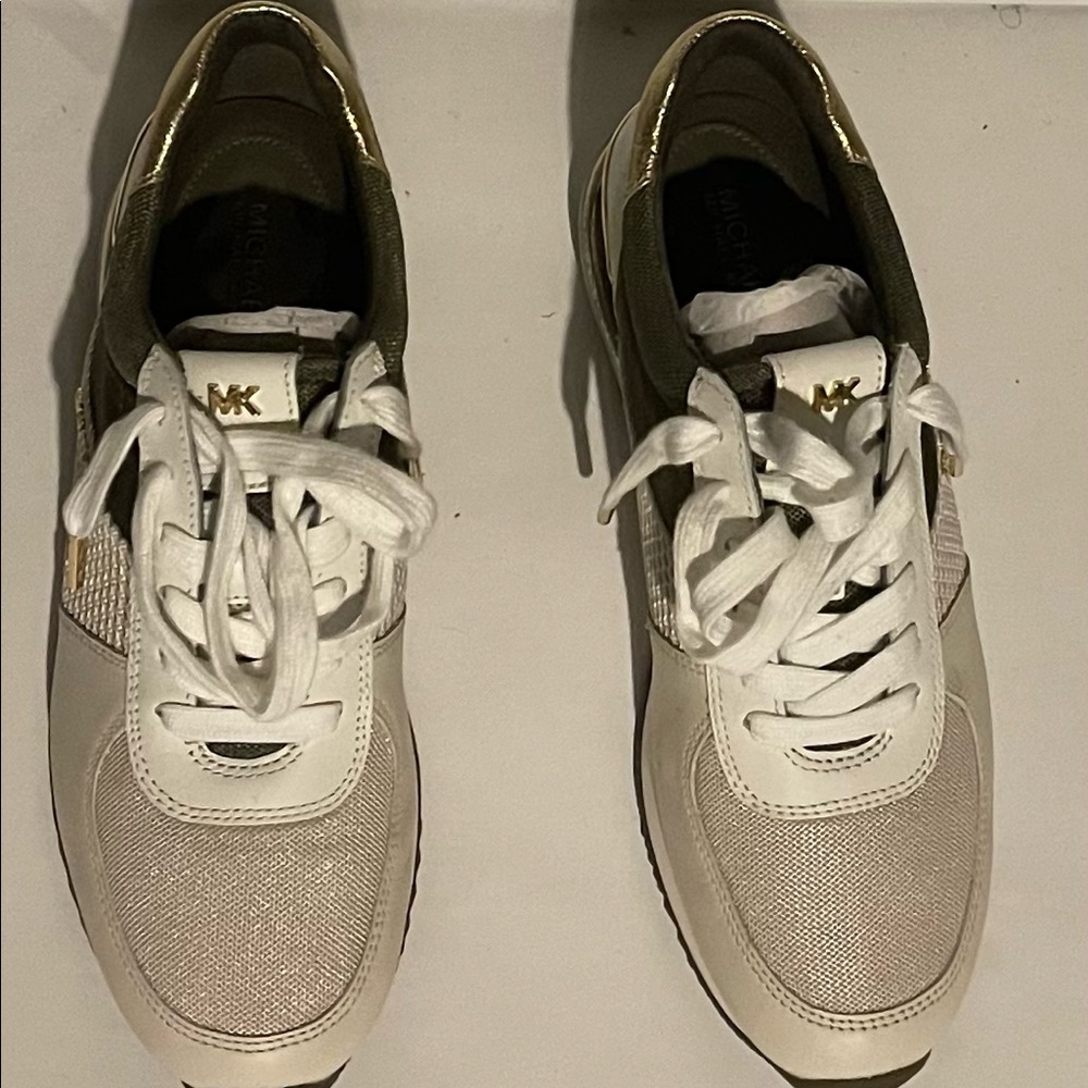Micheal Kors Sneakers